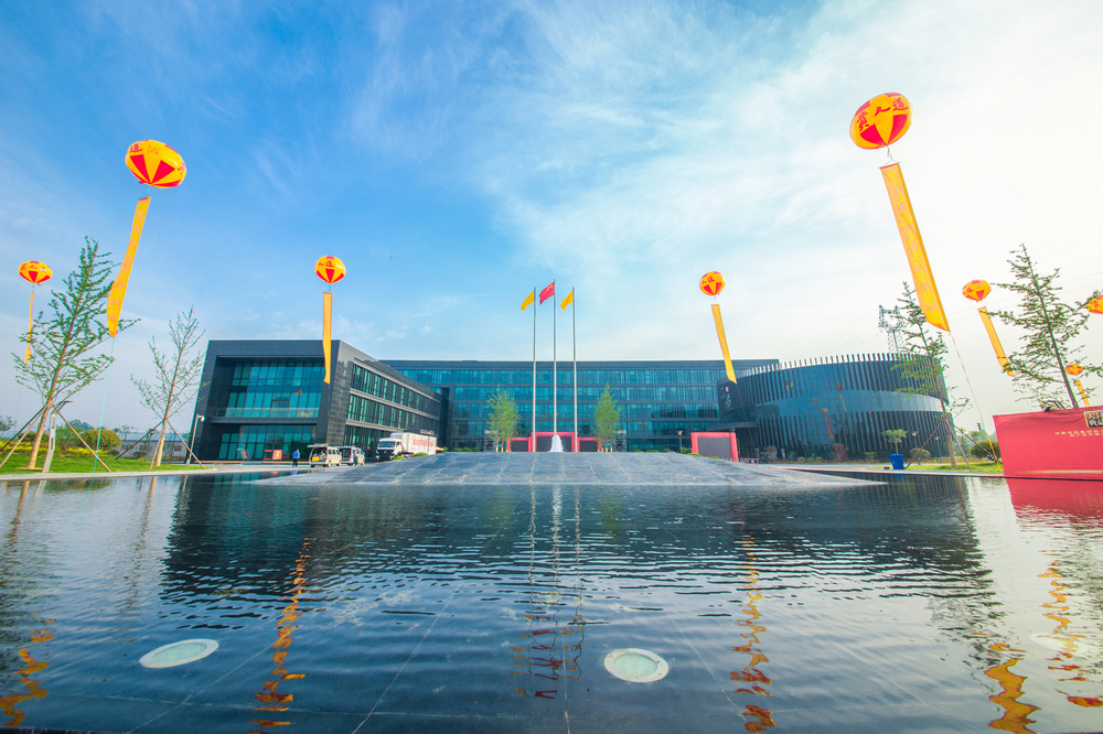 两千人参加了订货会 这个鲁酒新贵的崛起令人侧目