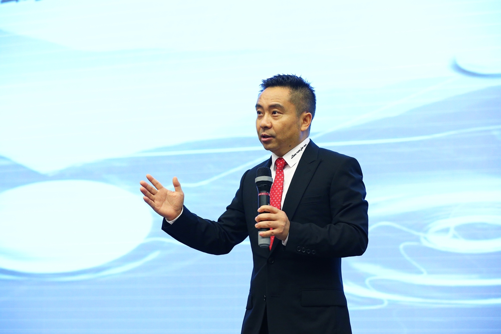 5 陈永亮授课.jpg