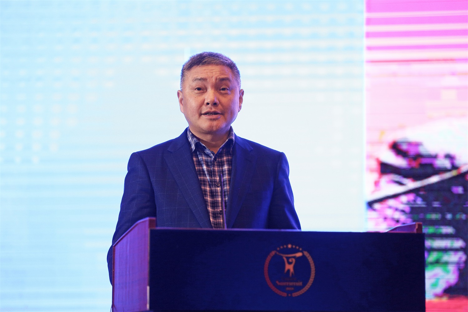 6、宜昌市人民政府副市长王应华致辞.jpg