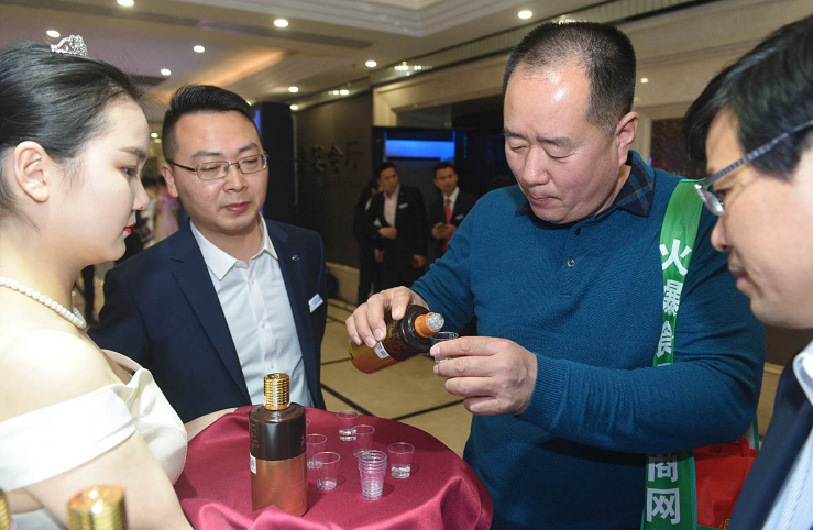 现场|金品源携茅台醇香引爆春糖，新社交赋能传统酒商谋转型