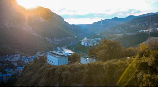 产业篇  上  黔酒雄风  10.24用(2)(1)3098.png