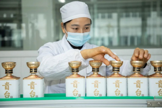 “内外兼修”，贵州贵台酒“贵”在哪里？ (2)(1)765.png