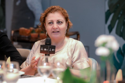 【礼盒稿】小罐茶携手五粮液打造茶酒礼盒 向世界呈递[来自东方的礼物] -0424897.png