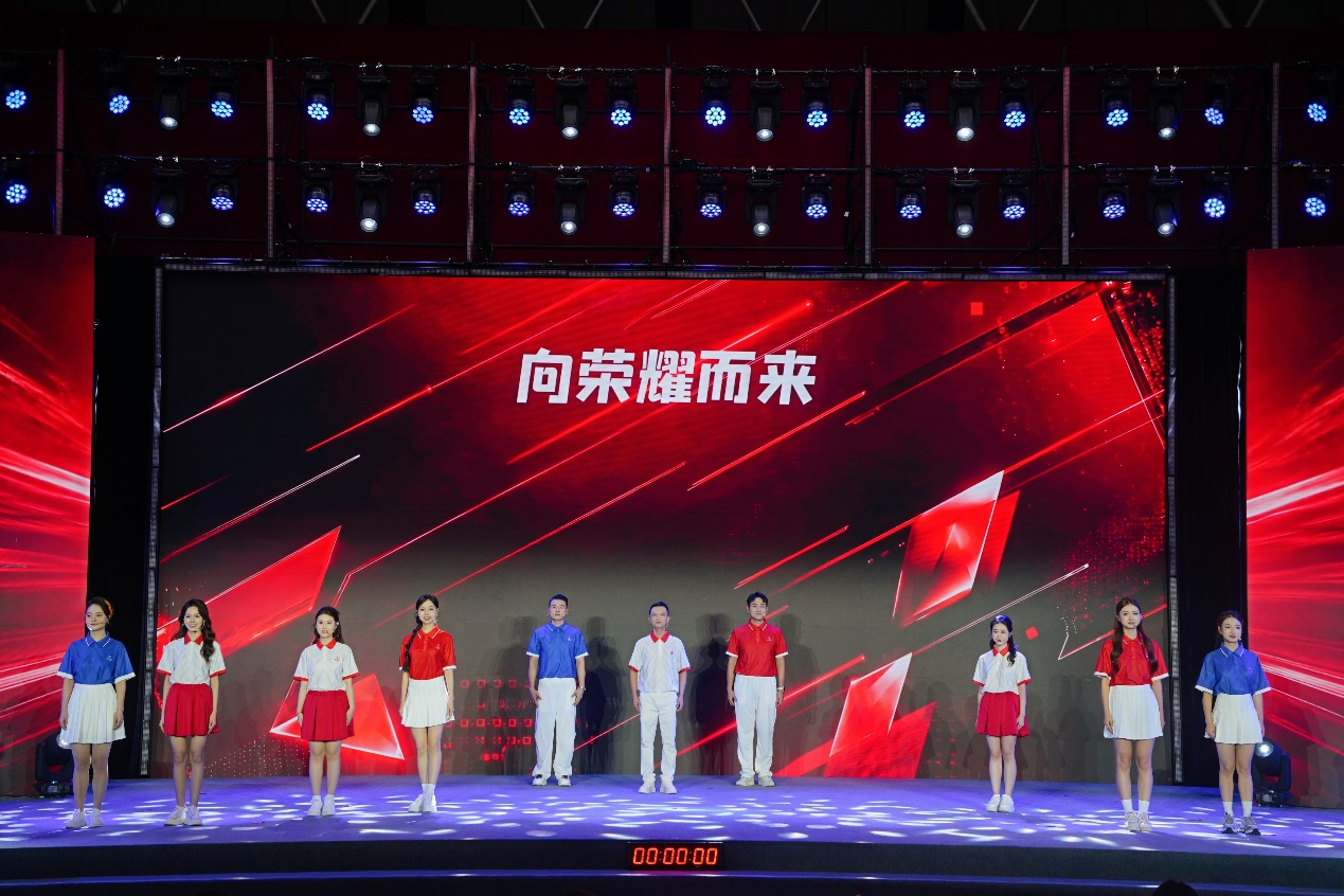 “和美五粮液 举杯荐世界” 五粮液第二届品牌推荐官总决赛圆满收官