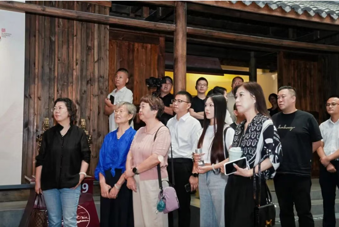 浙江白酒大商集体走进会稽山·兰亭,诠释高端黄酒与高端渠道的共生共长